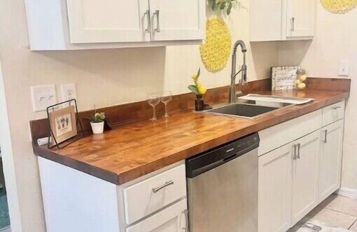 Gainesville Apartment | Cozy, Comfortable, & Convenient