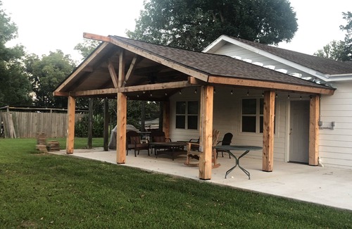 Natchitoches House | Cozy, comfortable home overlooking Cane River -15 min from downtown Natchitoches