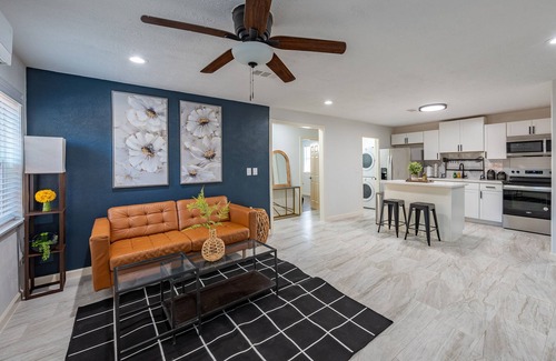 Sugar Land Apartment | Cozy & Comfortable Studio in Heart of Sugarland