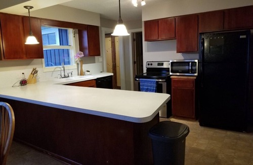 Traverse City House | COZY COMFORTABLE HOME - GREAT LOCATION TO ENJOY TRAVERSE CITY AREA