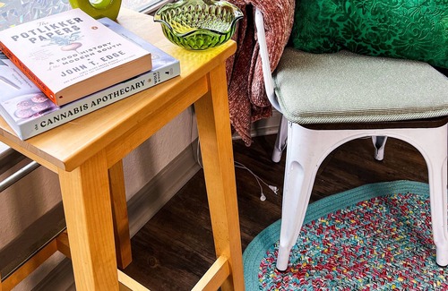 Sweetbriar Apartment | Cozy, comfy, canna friendly; no cleaning fees!