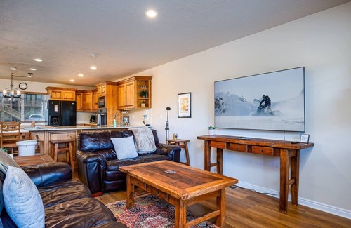 Wolf Creek Condo | Cozy, Comfy, Condo | Game Rm | Pool | Hot Tub