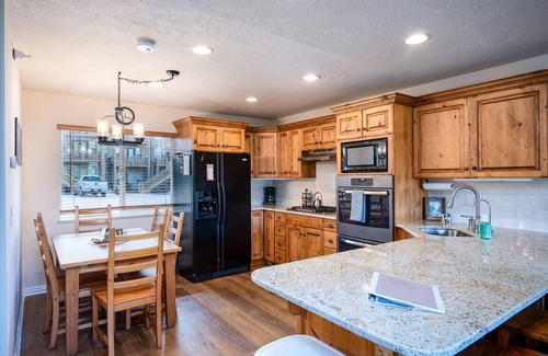Wolf Creek Condo | Cozy, Comfy, Condo | Game Rm | Pool | Hot Tub