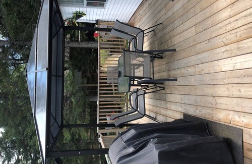 Unorganized Centre Parry Sound House | COZY COMMANDA LAKE LAKESIDE INN