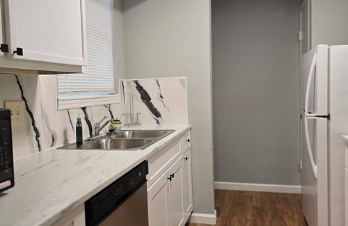 Clodine Condo | Cozy Condo 1-bedroom Houston, close to Chinatown, shoppings, freeway