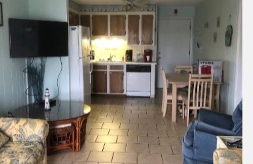 North Myrtle Beach Condo | Cozy Condo at the point of Cherry Grove Beach