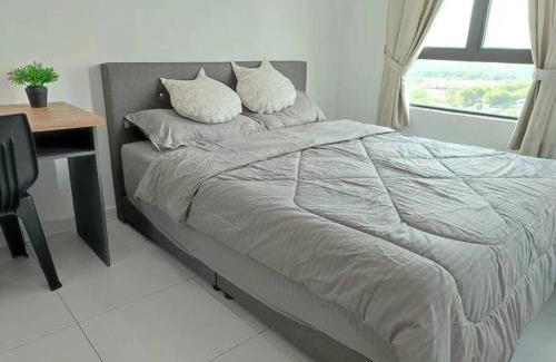 Bukit Baru Apartment | Cozy Condo at Melaka Top Hill, 7-9pax