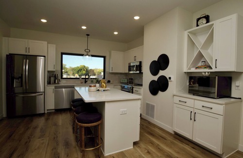Arnolds Park Condo | Cozy Condo by Boardwalk, Restaurants, Golf