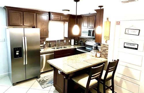 McAllen House | Cozy Condo close to airport and shopping