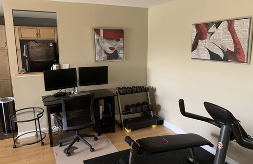 Regina Condo | Cozy condo, close to Northgate mall and Ring road Top Floor.