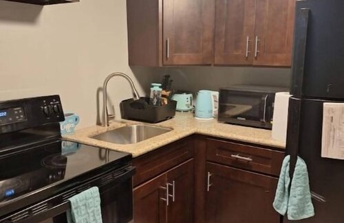 Bahamas Terrace Apartment | Cozy condo in fabulous Freeport with AC
