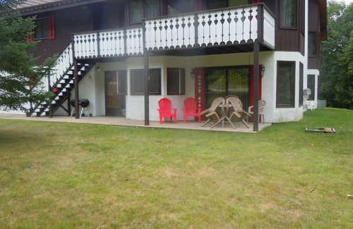 Jackson Condo | Cozy condo in the White Mountains- Close to Storyland!