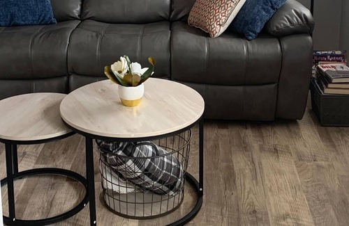 Bedford Condo | Cozy Condo in the wood! Beautiful wildlife views daily.