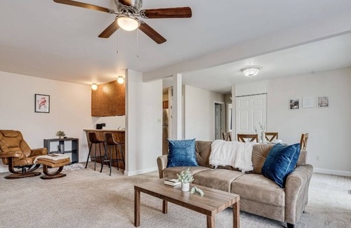 Morris Condo | Cozy Condo minutes from quaint downtown.