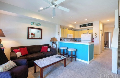 Bermuda Bay Condo | Cozy condo near the beach