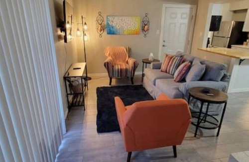 Midland Condo | Cozy Condo near restaurants and shopping.