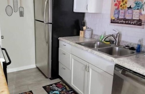 Midland Condo | Cozy Condo near restaurants and shopping.