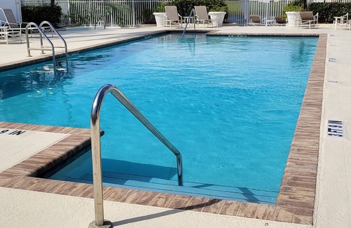 Ocean Side Village Condo | Cozy condo near sun, sand, and surf.