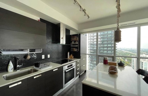 North York Apartment | Cozy Condo, North York, Dir Subway Acs