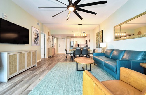 Indian Bayou Condo | Cozy Condo w/Seasonal Beach Shuttle at The Palms of Destin! 🌴🐬🌅