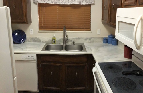 Grand Junction Condo | Cozy condo, walking distance to trails, shops, restaurants, fitness center.n
