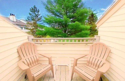 Lenox Dale Condo | Cozy Condo with resort amenities