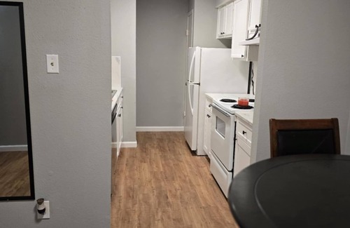 Clodine Condo | Cozy Condo1