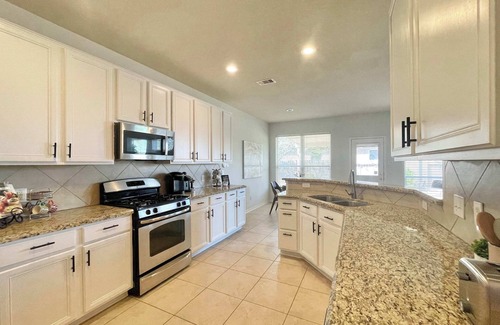 College Park House | Cozy Conroe Getaway near The Woodlands