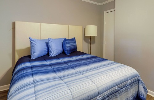 Macon House | Cozy & Convenient Macon Home ~ 3 Mi to Town!