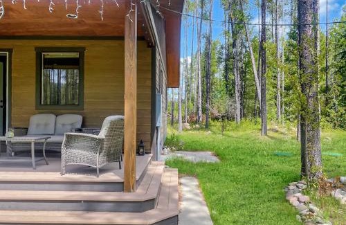 Coram House | Cozy Coram Cottage
