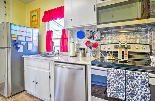Corinth House | Cozy Corinth Escape ~ Half-Mi to Shop & Dine!