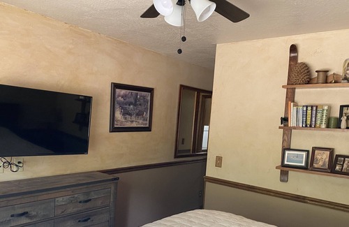Beaver Condo | Cozy Corner Condo @ the Cottages