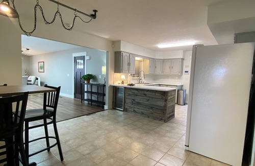 Brice Prairie House | Cozy Corner Cottages-3 Bedroom House Rental
