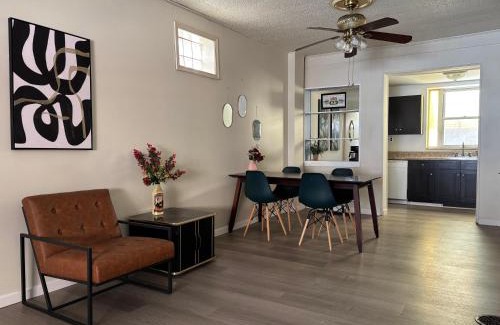 South Philadelphia House | Cozy Corner Home Stay