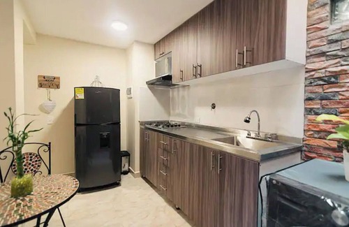 Los Naranjos Apartment | Cozy corner in El Poblado!