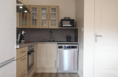 Saussemesnil Cottage | Cozy Cotentin Retreat: Spa, Countryside, Pet-Friendly, Sleeps 4