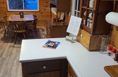 Algonquin Highlands Cottage | Cozy Cottage Boshkung Lake