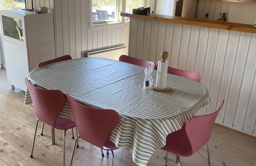 Hoensinge Cottage | Cozy cottage 250 m. from the beach.