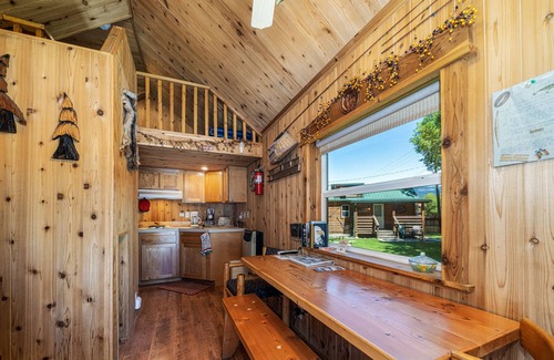 Northport Cottage | Cozy cottage at the edge of town