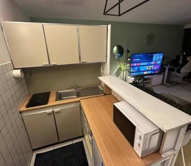 Sint-Stevens-Woluwe Apartment | Cozy Cottage