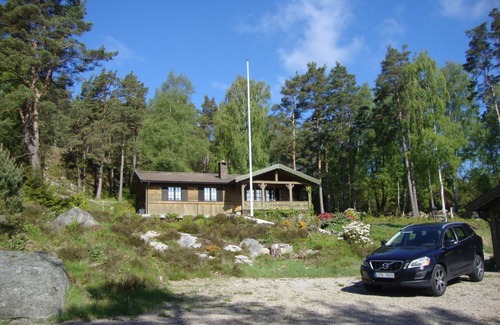 Hakenaset House | Cozy cottage by the sea on the west coast