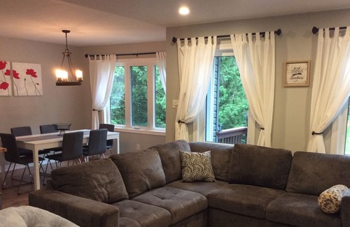 Wasaga Beach House | Cozy Cottage 🐕