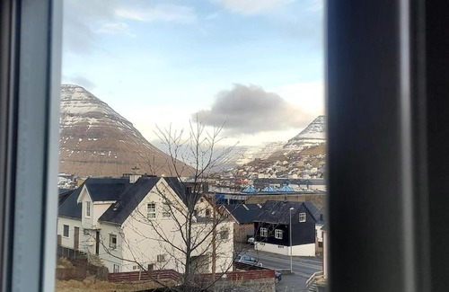 Klaksvik Apartment | Cozy cottage