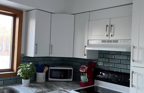 Ocean View Cottage | Cozy cottage in a quiet neighborhood 1 mile to Bethany Beach.