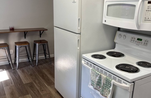 Arnolds Park Cottage | Cozy Cottage in Arnolds Park. Close to everything!