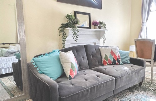 Treme Cottage | Cozy cottage in charming Treme of New Orleans, King Suite, Free Parking