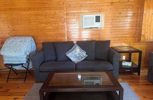 Crystal Beach Cottage | Cozy cottage in Crystal Beach