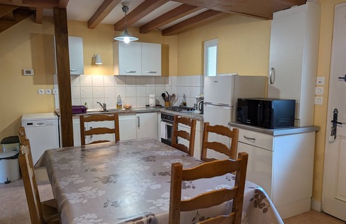 Coullons Cottage | Cozy Cottage in Heart of Sologne - Near Shops, Hiking, Fishing, Historical Sites