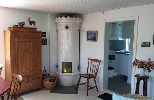 Nybro Villa | Cozy cottage in the countryside Rental rates are included. Electricity consumption, Wi-Fi