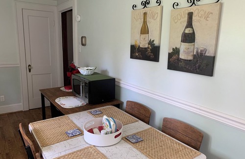 Bristol House | Cozy Cottage in the Heart of Bristol